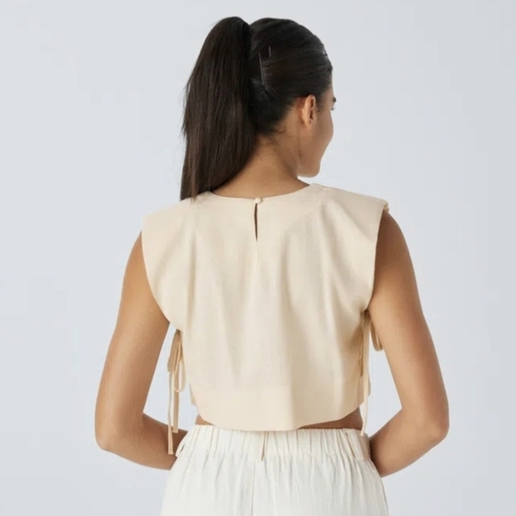 NWT Halara Linen Crop Top Size XL Shoulder Pads Keyhole Back Tie Side - Picture 2 of 7